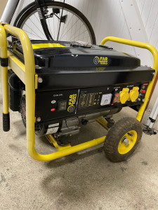 Photo de galerie - Remise en route d’un groupe électrogène 2000W qui n’a pas tourné depuis + 6ans 