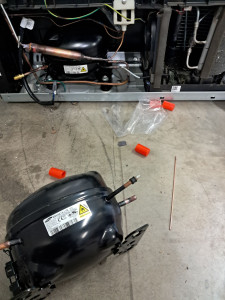 Photo de galerie - Changement le compresseur inverter 