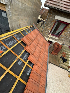 Photo de galerie - Voici une réfection complète d’un toit de garage 