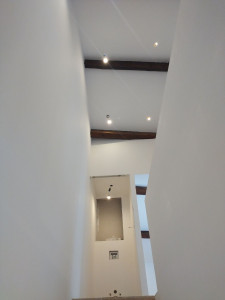 Photo de galerie - Finition mur poutre 