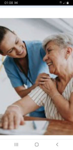 Photo de galerie - Propose également de faire les courses 
Ménage 
Promenades 
Jeux
...