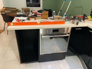 Photo de galerie - Rajout meuble dans cuisine équipée pour un emplacement d'un four encastrable+ casserolier