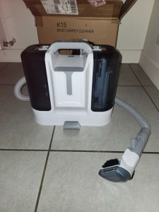 Photo de galerie - Shampouineuse quasi-neuve à la location si vous le souhaitez (prise en main rapide et facile) ou je peux venir la passer chez vous.