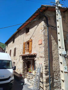 Photo de galerie - Pose gouttières alu 