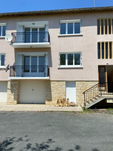 Photo de galerie - Début de travaux de toute la façade avant avec toutes les serrures comprises