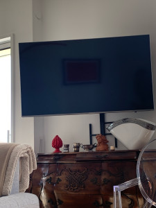 Photo de galerie - Installation support mural pour Television avec fixation renforcée