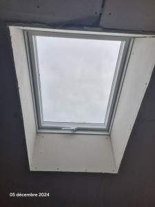 Photo de galerie - Réalisation d'un entourage de velux
