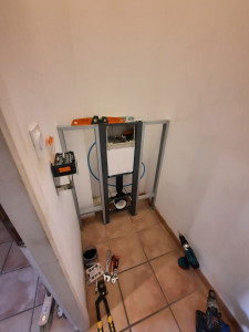 Photo de galerie - Installation de WC suspendu (rénovation)
