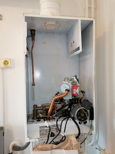 Photo de galerie - Démontage corps de chauffe De Dietrich mcx 24/28 mi