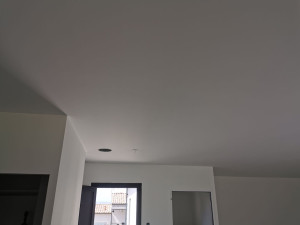 Photo de galerie -   Un plafond bien tendu malgré les fortes chaleur  un client satisfait  