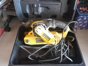 Photo de galerie - Bricolage et multi services