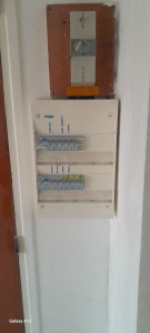 Photo de galerie - Réorganisation du tableau électrique conformément aux normes