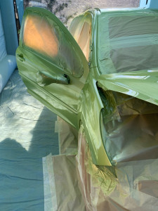 Photo de galerie - Peinture complète sur Peugeot 207 (jaune Lacerta) Préparation/réparation + peinture (base et vernis) 