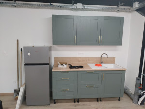 Photo de galerie - Pose une petite cuisine de service 