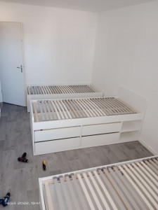 Photo de galerie - Montage de 3 lits Ikea plus une commode 