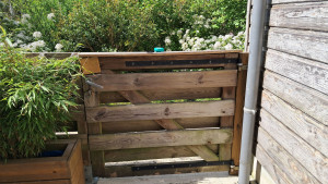 Photo de galerie - Création et pose d'un portillon sur mesure