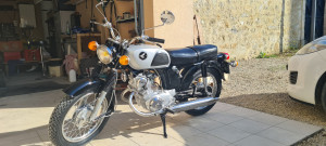 Photo de galerie - Rénovation moto 1968