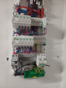 Photo de galerie - Pose d un compteur électrique dans le cadre d une rénovation complète 