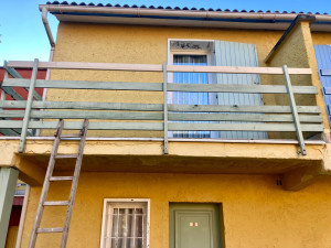 Photo de galerie - Changement de garde-corps de balcon ?

Remplacement de garde-corps pour un balcon plus solide et sécurisé.

? Faites appel à Pro Full Services pour vos travaux de petit bricolage !

? Contactez-nous dès maintenant.