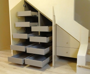 Photo de galerie - Placards sous l'escalier