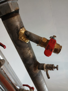 Photo de galerie - Création d'un piquage pour poste de dosage Eau chaude sanitaire 