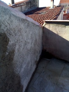 Photo de galerie - Crépue mur de terrasse d'un toi