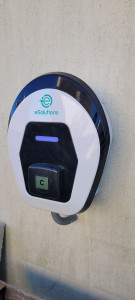 Photo de galerie - Installation borne de recharge 