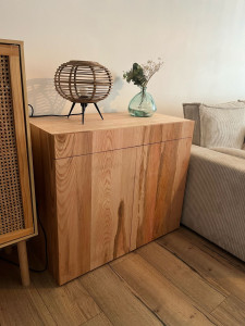 Photo de galerie - Meuble sur mesure en bois massif