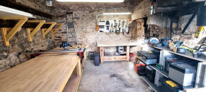 Photo de galerie - Atelier de menuiserie, avec établis grands formats