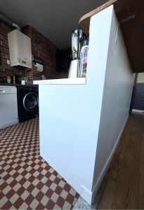 Photo de galerie - Réfection du côté du bar et peinture 