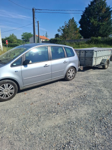 Photo de galerie - Tout transport n'exedent pas 950 kg de ptac toute distance pas de prêt remise en état il y'a 2ans