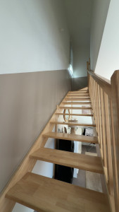 Photo de galerie - Mise en peinture de la cage d’escalier 