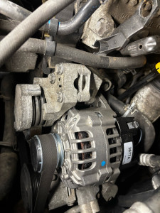 Photo de galerie - Changement alternateur 