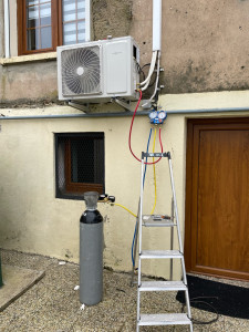 Photo de galerie - Installation et mise en service Clim Viessmann 4kw  