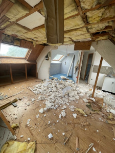 Photo de galerie - Démontage du grenier pour en faire un studio