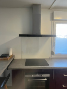 Photo de galerie - Remplacement d’un fond de hotte 