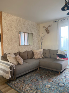 Photo de galerie - Ratissage murs plafond et pose tapisserie 