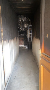 Photo de galerie - Fin de démolition escalier sur 3 étages après incendie 