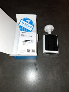 Photo de galerie - Branchement de camera sans fil avec application mobile.