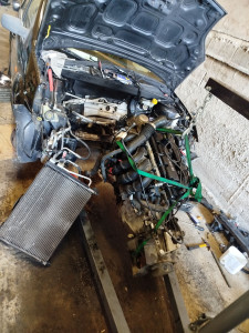 Photo de galerie - Remplacement d'un moteur pour un client.