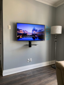 Photo de galerie - Fixation, télé