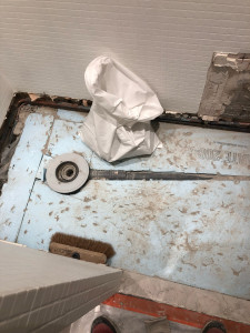 Photo de galerie - Création douche évacuation 