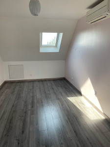 Photo de galerie - Parquet poser dans une chambre 