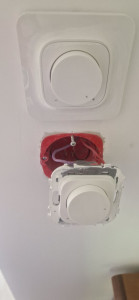 Photo de galerie - Installation et remplacement d’interrupteurs et variateurs.