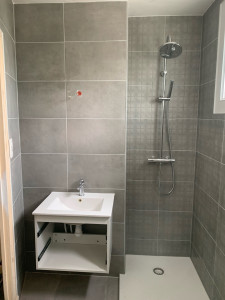 Photo de galerie - Salle de Bains totalement rénovée