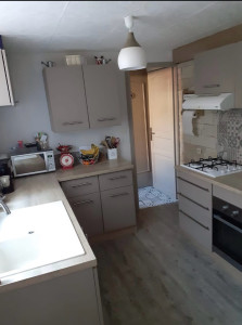 Photo de galerie - Fabrication de cuisine sur mesure et pose 