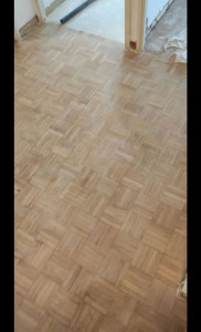 Photo de galerie - Ponsage du parquet 