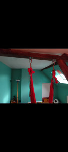 Photo de galerie - C'est de peinture le plafond et le mur chez mon voisine 