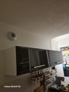 Photo de galerie - Cuisine équipée montage sur mesure pas de défaut 