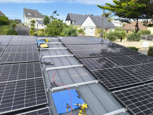 Photo de galerie - Pose panneau toi tôle 